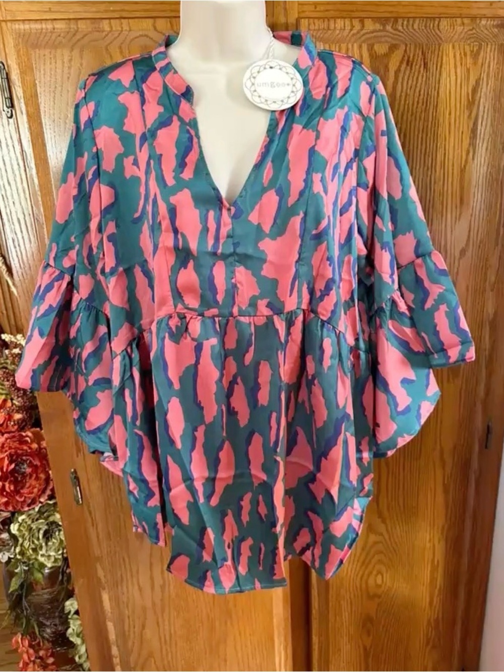 Umgee Pink & Teal Abstract Print Flutter Sleeve Tunic